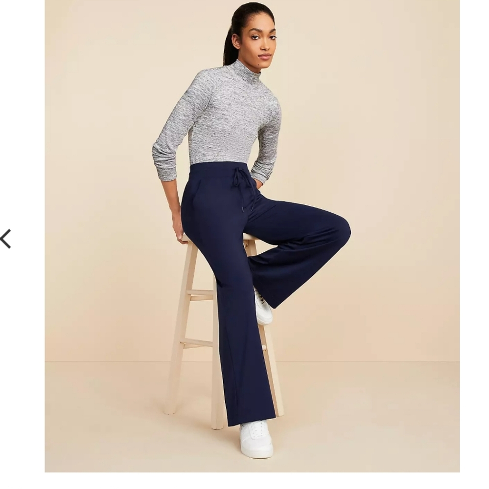 Lou & Grey Luvstretch Straight Leg Pants in Deep Blue